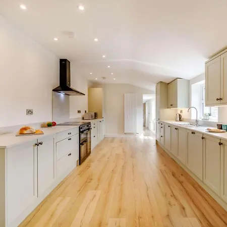 3 Bed In Bedale Oc-88242 Hébergement de vacances *